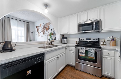 Willmore Condo | The Seaside Siesta - Free Parking, W/D, Fast WiFi
