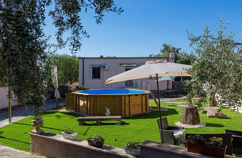 Zona XIX Casal Morena Villa | The small cottage with the large garden