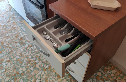 Quartiere XXVII Primavalle Apartment | Third floor apartment near Vatican, Metro, parking, climate and free WiFi!