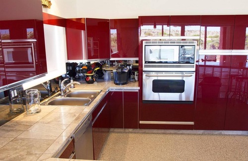 Earp House | This Custom, Private, Riverfront Home is one of the best available on the river