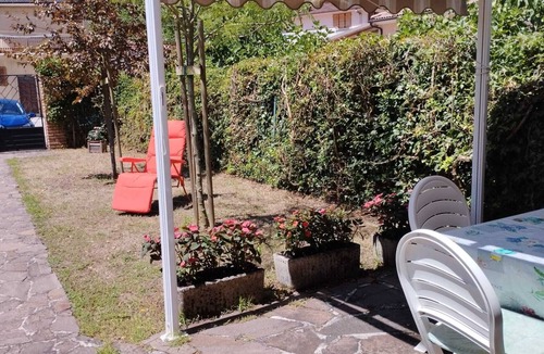 Introdacqua House | THREE BEDROOM HOUSE WITH GARDEN