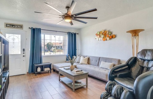 Palmdale House | Three bedroom in United States of America, Palmdale
