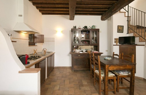 Micciano Apartment | Three-room apartment with two bathrooms and on two levels, equipped patio