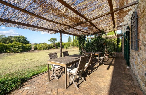 Micciano Apartment | Three-room apartment with two bathrooms and on two levels, equipped patio