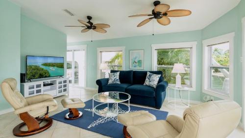Cudjoe Key House | Tidewater Views by Last Key Realty