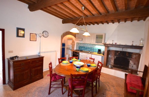 Montescudaio House | To feel good: quiet panoramic location with pool for 6/7 people