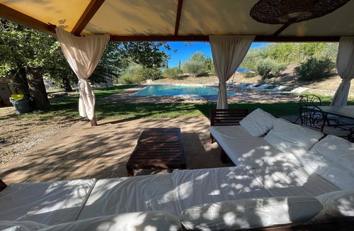 Todi Villa | TODI BY THE POOL/SLEEPS 10/EXCLUSIVE POOL/WALK TO TODI 4 KMS/RESTAURANT 0.5 KMS