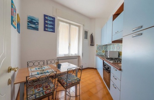 Lerici Apartment | Top floor with a spacious terrace, parking space, air conditioning, and an elevator