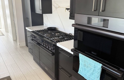 Seal Beach House | Top of Seal Beach - Modern Retreat Relax & Explore Beach, LA & OC Attractions