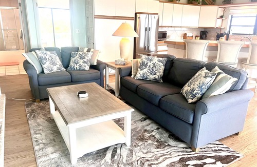 Big Torch Key House | Torchview Lookout- Secluded Waterfront Retreat With 240’ Dock On Niles Channel