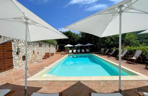 Strettura House | Torretta sleeps 5 with pool and exclusive gardens plus private verandah