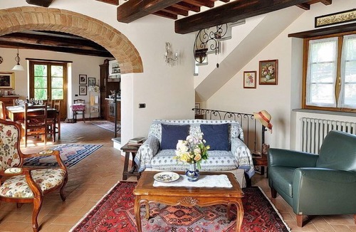 Mercatale di Cortona Villa | Toscana Fantastica - Cortona, Villa Sleeps 6 large Pool, and Chef's Kitchen