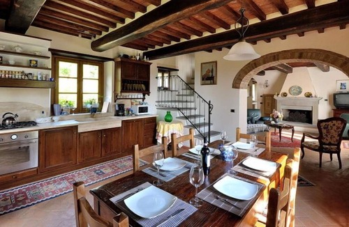 Mercatale di Cortona Villa | Toscana Fantastica - Cortona, Villa Sleeps 6 large Pool, and Chef's Kitchen