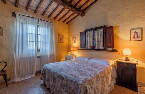 Vergelle House | Traditional Tuscan farmhouse with 360° view near Montalcino and Siena
