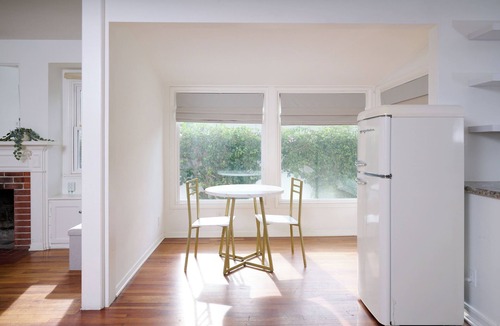 Westchester House | Tranquil 4-bedroom house in Los Angeles perfect for your getaway