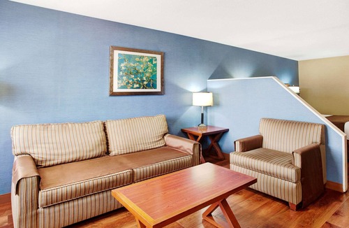 Clarkdale Hotel | Travelodge by Wyndham Culver City