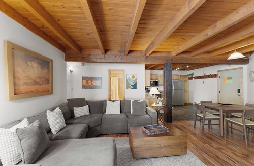 Wildernest Apartment | Treehouse #107, Building G by Summit County Mountain Retreats