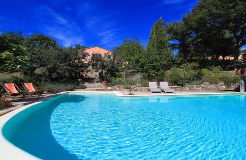 San Casciano dei Bagni Villa | TUSCAN LUXURY/POOL/GARDENS-ALL EXCi YOURS-SLEEPS 14/HOT SPRINGS-WALK TO VILLAGE