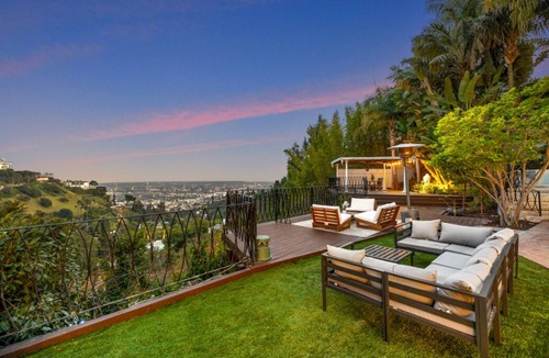 The Bird Streets Villa | Twilight Terrace - Mediterranean Sophistication in the Heart of Bird Streets