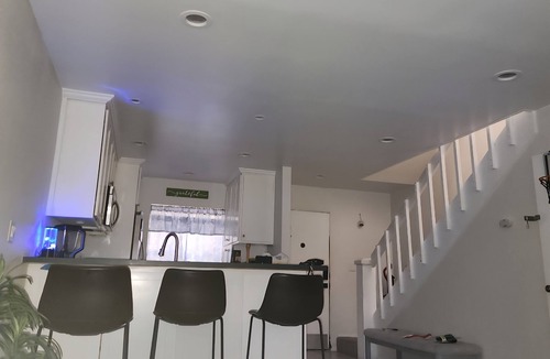 Harbor House | Two Bedroom Townhouse Lakewood, Ca with fireplace, pool, jacuzzi