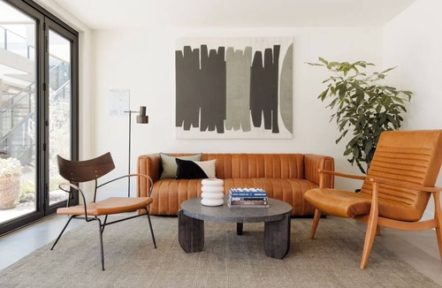 Inglewood House | Two Family Ready Rooms, Resort-Like Outdoor Pool | Minutes Away from LAX