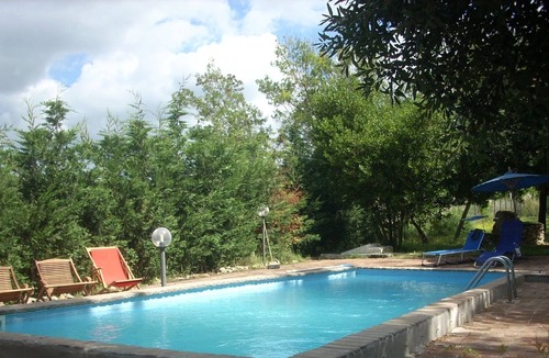 Amelia Villa | two farmhouses and swimming pool sleeps 6-8