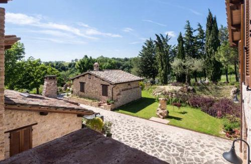 Massa Martana Villa | Umbrian Holiday on the enchanting hills of Todi!