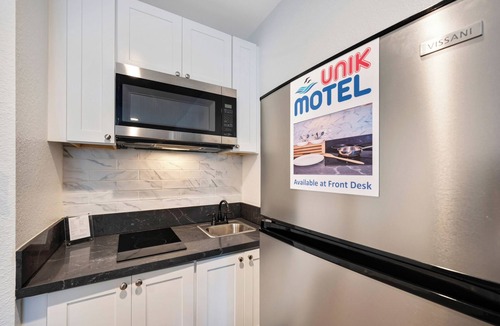 Harbor Hotel | Unik Motel