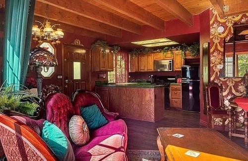 Crestline House | Unique, boutique couples getaway in the mountains - 90 mins from LA