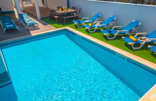Albufeira Villa | Unique villa w/pool by the Marina