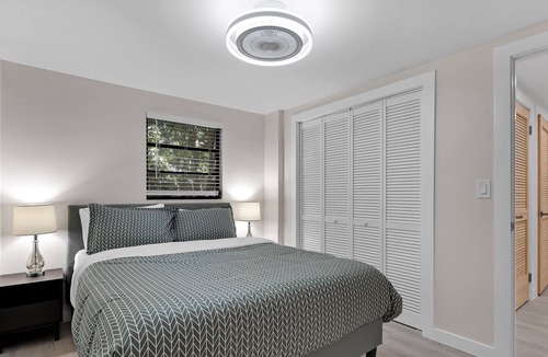 Islamorada Apartment | Updated 2 bedroom Space in Islamorada Arts District. Walk to Many Attractions!