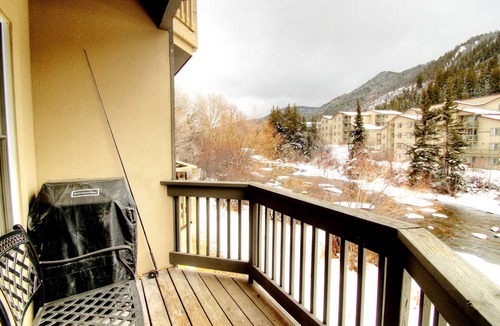 Avon Condo | Updated with a Modern Touch, Hot Tub, on the Eagle River