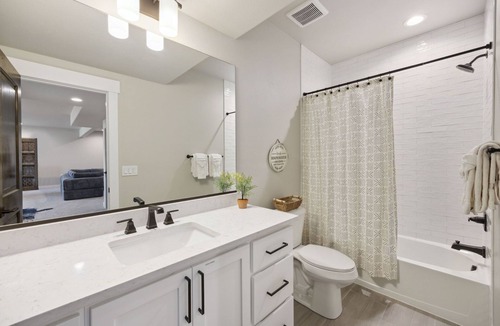 Centerra House | Upscale Waterfront Estate w/ Mtn Sunset Views!