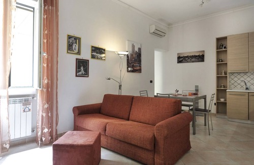 Historic Center Apartment | UR-NEST San Felice, Modern and comfortable one bedroom apartment