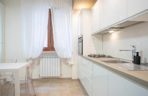 Pescara Apartment | URBAN MOOD centro-mare-parcheggio gratuito-Smart self check in 24h