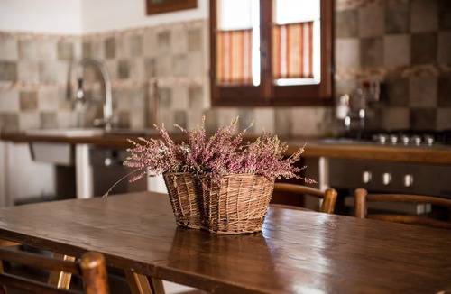 Torrenieri House | Vacation Home "Da Gianni" with Wi-Fi & A/C