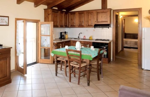 Borgo House | Vacation home Luca e Daniele in Vendone - 8 persons, 2 bedrooms