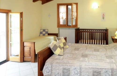 Borgo House | Vacation home Luca e Daniele in Vendone - 8 persons, 2 bedrooms