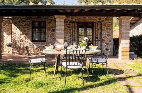 La Pesta House | Vacation home Olivo by Interhome