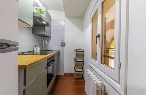 Old Town Apartment | Vacation House| Rua Pioppa| Parking| WiFi| 2 Guests