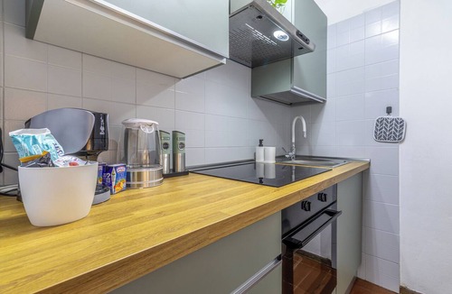 Old Town Apartment | Vacation House| Rua Pioppa| Parking| WiFi| 2 Guests