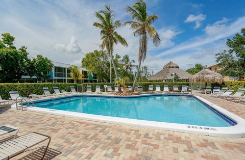Key Largo House | Vacation Paradise-Relax-Enjoy the Sunshine & Sea Breeze Experience KEYS LIFE.
