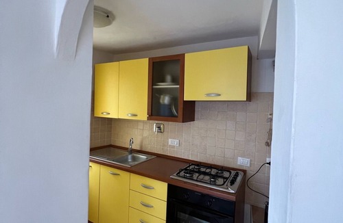 Lingueglietta Apartment | Valery House Between Hills and Sea