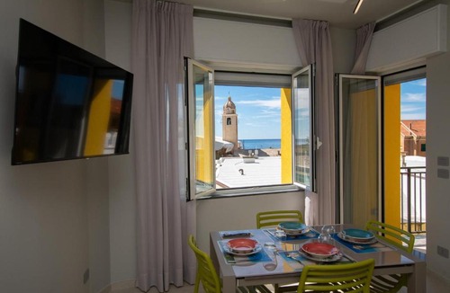 Varigotti Apartment | Varicottis Home - casa vacanza a 2 minuti dal mare
