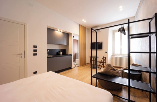 Tivoli Apartment | Vesta Room - Residenza San Valerio in the historic center of Tivoli