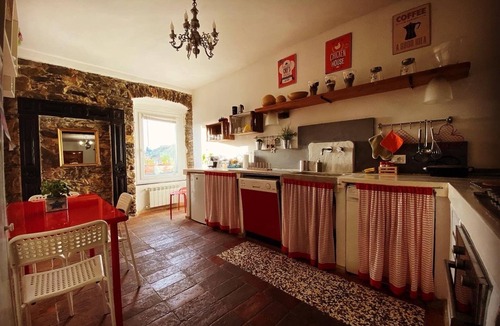 Vezzano Ligure Apartment | Vezzhouse, for your vacation in Liguria