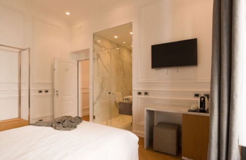 La Spezia Historic Centre Hotel | Via Chiodo Luxury Rooms