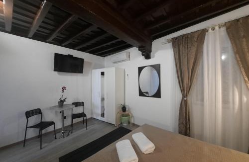Capranica Apartment | Viccinella House