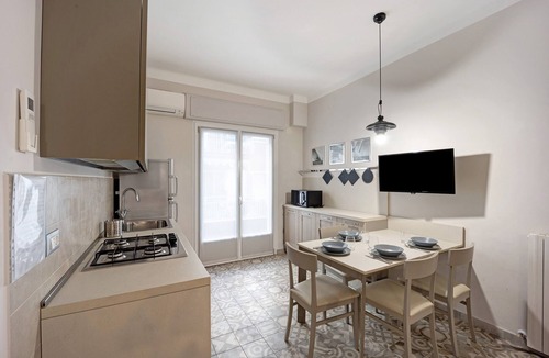 Diano Marina Apartment | 'Victoria Apartments Maiolica' with Balcony, A/C & Wi-Fi