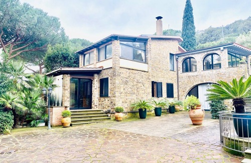 Castiglione della Pescaia House | Villa Eleonora with tennis court